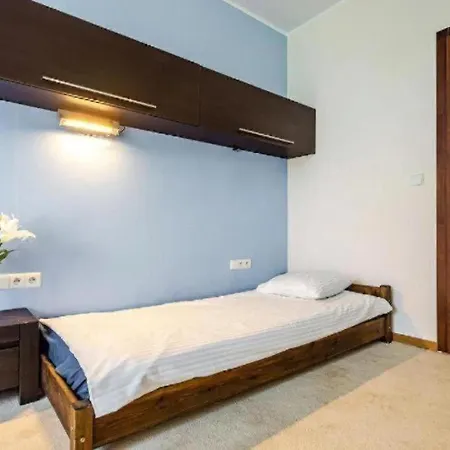 Bright And Spacious Appartement