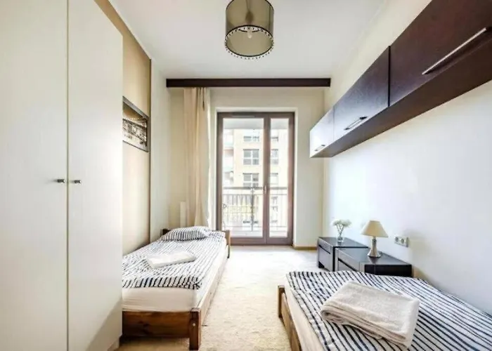 דירה Bright And Spacious *
